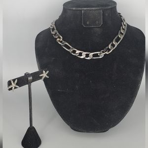 Guess Gunmetal Figaro Chain, Starfish Earrings and Pyrimad Earring Cuff Set